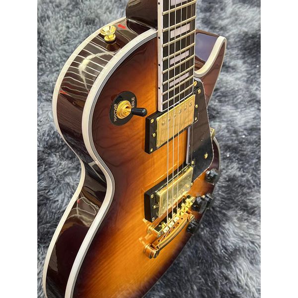 classic brand electric guitar, selected tiger pattern surface, quality solid wood body, moving timbre, delivery to home
classic brand electric guitar, selected tiger pattern surface, quality solid wood body, moving timbre, delivery to home