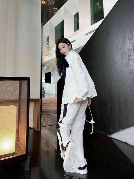 women's two piece pants early autumn new letter embroidery design casual fashion suit women's long sleeve coat high waist, White
women's two piece pants early autumn new letter embroidery design casual fashion suit women's long sleeve coat high waist, White