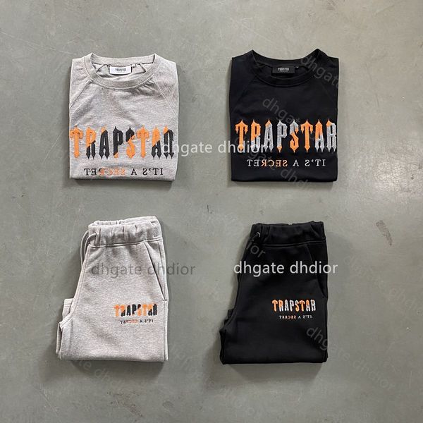 t shirts trapstar t short sleeve chenille decoded chord set grey revolution candy flavor trapstars embroidered letters edition pure cotton, White;black
t shirts trapstar t short sleeve chenille decoded chord set grey revolution candy flavor trapstars embroidered letters edition pure cotton, White;black