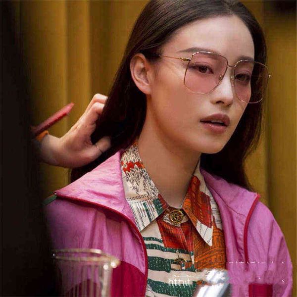 new g sunglasses women's fashion personality box same sunglasses luxury eyewear leisure, White;black
new g sunglasses women's fashion personality box same sunglasses luxury eyewear leisure, White;black