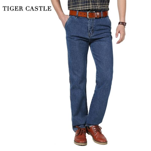 tiger castle men's casual denim pants 100% cotton high waist male straight jeans denim overalls men classic autumn men trousers 201128, Blue
tiger castle men's casual denim pants 100% cotton high waist male straight jeans denim overalls men classic autumn men trousers 201128, Blue