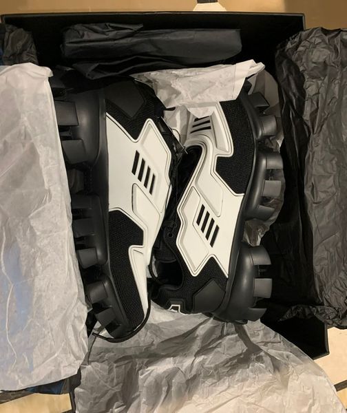 luxury design cloudbust thunder technical fabric sneakers shoes men chunky sole casual rubber triangle lifestyle aesthetic outdoor
luxury design cloudbust thunder technical fabric sneakers shoes men chunky sole casual rubber triangle lifestyle aesthetic outdoor