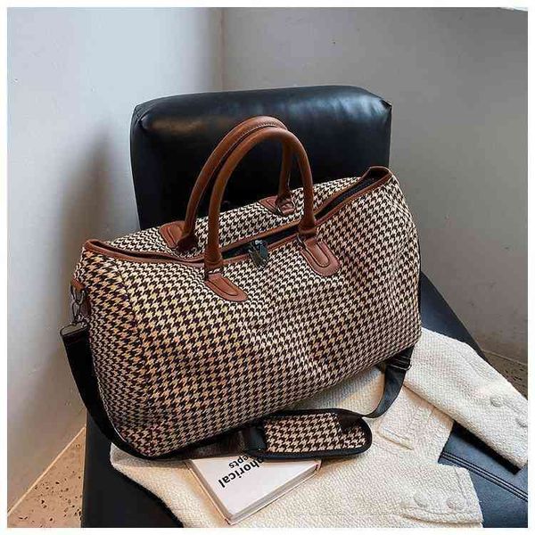 new lattice one shoulder portable oblique span short distance travel bag boarding bag luggage bag men's sports fitness women's
new lattice one shoulder portable oblique span short distance travel bag boarding bag luggage bag men's sports fitness women's
