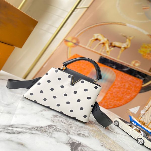 women luxurys designers bags handbag wallet capucines bb bag fashion shoulder bag luxury crossbody tote multi pochette
women luxurys designers bags handbag wallet capucines bb bag fashion shoulder bag luxury crossbody tote multi pochette