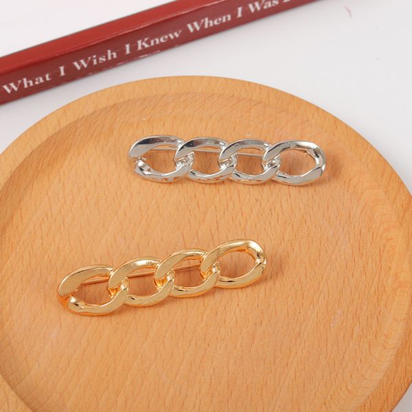 european hollow out splicing four ellipse chain shape brooches pins women metal alloy suit buckle needle badges gold silver chains clothes c, Gray
european hollow out splicing four ellipse chain shape brooches pins women metal alloy suit buckle needle badges gold silver chains clothes c, Gray