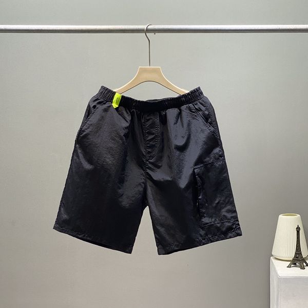 2022 designers men summer slim shorts gym fitness bodybuilding running male short pant knee length breathable mesh sportswear beach pants 22, White;black
2022 designers men summer slim shorts gym fitness bodybuilding running male short pant knee length breathable mesh sportswear beach pants 22, White;black