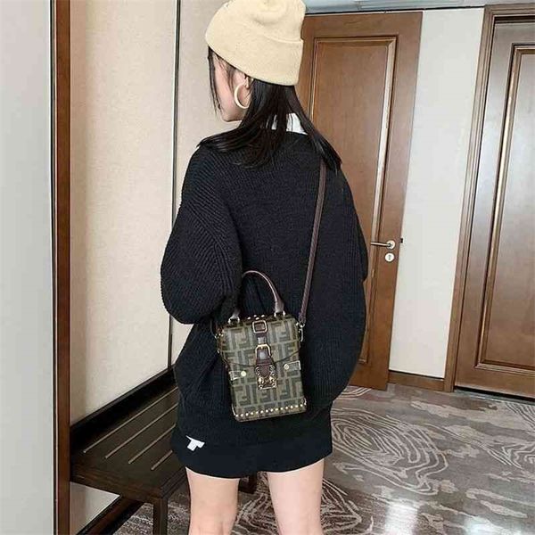 clearance 62% off bag female box vintage one shoulder small square leisure fashion mobile phone bag net red
clearance 62% off bag female box vintage one shoulder small square leisure fashion mobile phone bag net red