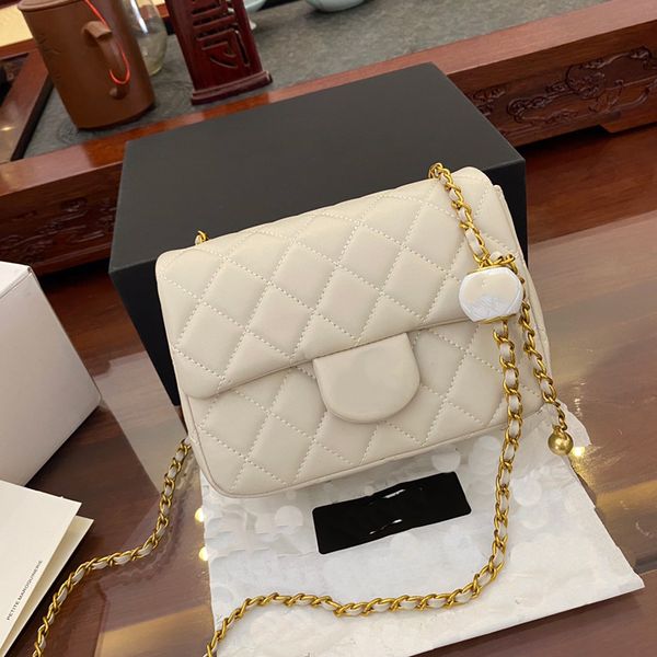 cc bag shoulder fashion bags classic shoulderbags flap bags female chainbag totebag luxury bag designer handbags young soft and comfortable
cc bag shoulder fashion bags classic shoulderbags flap bags female chainbag totebag luxury bag designer handbags young soft and comfortable