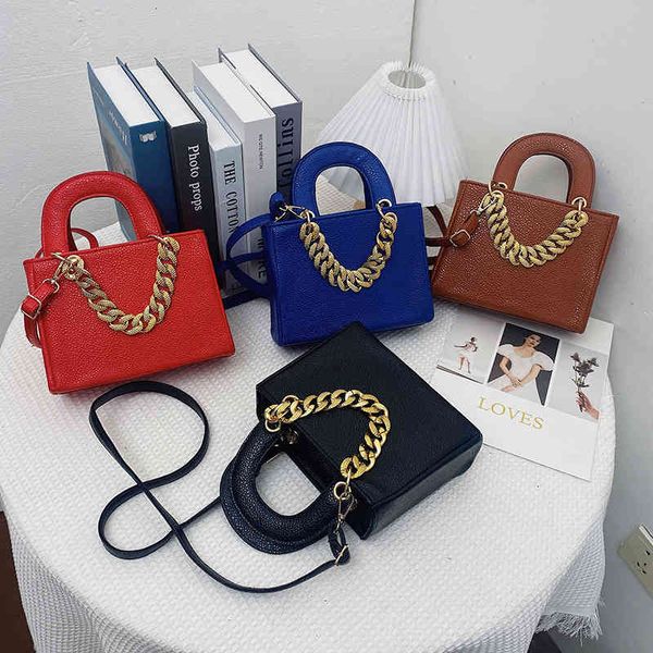 factory direct sale women's 2022 new fashion simple hand texture versatile one shoulder messenger bag foreign style diana designer
factory direct sale women's 2022 new fashion simple hand texture versatile one shoulder messenger bag foreign style diana designer