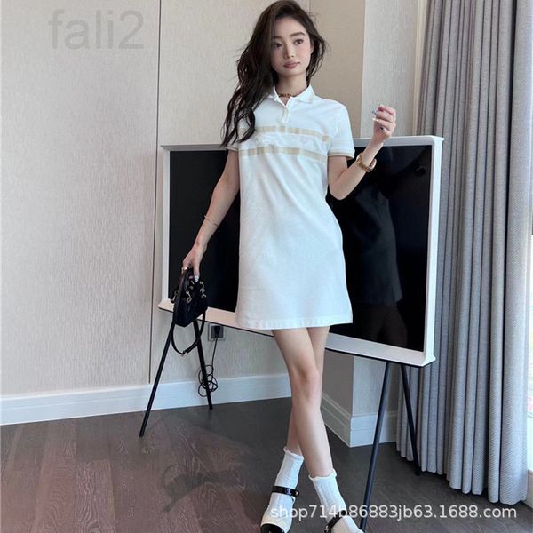casual dresses designer french dress 2022 new short sleeve summer polo collar knitted a-line skirt women's with closed waist and bubble, Black;gray
casual dresses designer french dress 2022 new short sleeve summer polo collar knitted a-line skirt women's with closed waist and bubble, Black;gray