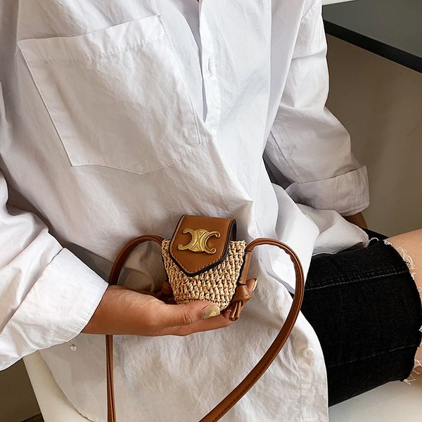 designer bags 2022 new triumphal arch earphone straw mini messenger leather splicing simple one shoulder for women
designer bags 2022 new triumphal arch earphone straw mini messenger leather splicing simple one shoulder for women