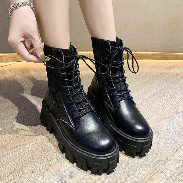 martin boots women's autumn 2022 new thick soled high rise short boots stitched fashion boots, Black
martin boots women's autumn 2022 new thick soled high rise short boots stitched fashion boots, Black