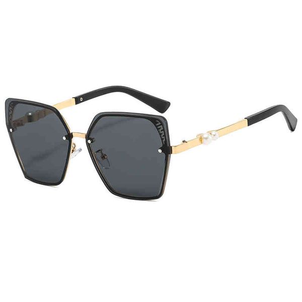 new elegant women's pearl sunglass modern metal cat's eye large frame glass fashion sunglasses luxury brand sun glasses vintage uv, White;black
new elegant women's pearl sunglass modern metal cat's eye large frame glass fashion sunglasses luxury brand sun glasses vintage uv, White;black