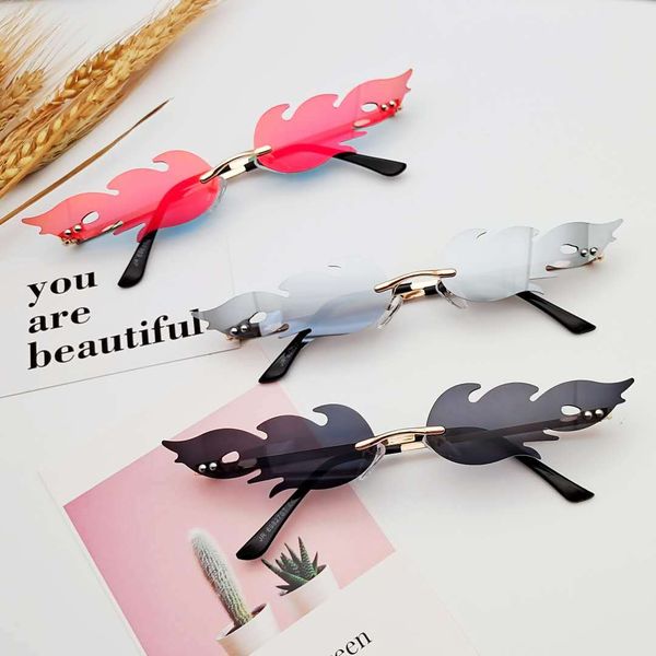 2022 sunglasses women luxury brand designer sunglasses women metal small frame pink purple mirror retro fashion accessories, White;black
2022 sunglasses women luxury brand designer sunglasses women metal small frame pink purple mirror retro fashion accessories, White;black