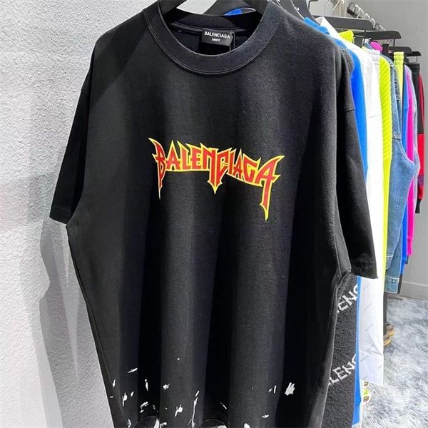 designer balenciga mens shirts high version paris spring summer lightning letter round neck short sleeve washing worn hole men's women&, White;black
designer balenciga mens shirts high version paris spring summer lightning letter round neck short sleeve washing worn hole men's women&, White;black