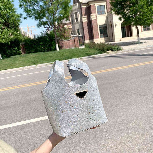 exotic texture handbag summer new versatile bag individual ins small bag simple bucket bag 220616
exotic texture handbag summer new versatile bag individual ins small bag simple bucket bag 220616