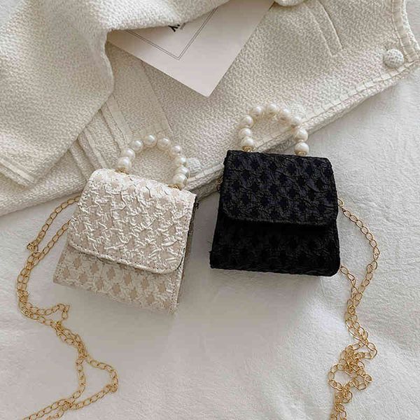 casual ladies shoulder bag fashion lace geometric pattern messenger purse solid color pearl chain handbags
casual ladies shoulder bag fashion lace geometric pattern messenger purse solid color pearl chain handbags