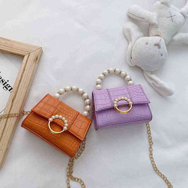 children's pearl handbag crocodile pu change accessory bag fashion princess messenger chain bag, Black
children's pearl handbag crocodile pu change accessory bag fashion princess messenger chain bag, Black
