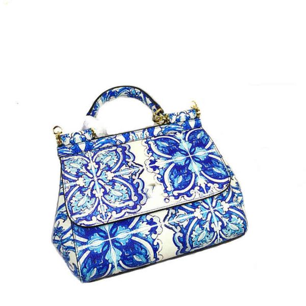 evening bags d g bag cowhide printing tie dyeing flower portable one shoulder messenger bag blue and white porcelain handbag
evening bags d g bag cowhide printing tie dyeing flower portable one shoulder messenger bag blue and white porcelain handbag