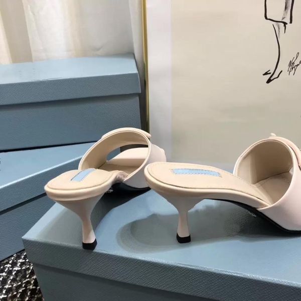 2023 fashion shose new spring women's sandals fashion versatile soft beautiful square porch of leather shoes size 35-40, Black
2023 fashion shose new spring women's sandals fashion versatile soft beautiful square porch of leather shoes size 35-40, Black