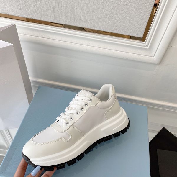 new fashion brand women spring autumn genuine leather transparent creepers flats wide tit shoes ladies platform fitness trainers sneakers 04, Black
new fashion brand women spring autumn genuine leather transparent creepers flats wide tit shoes ladies platform fitness trainers sneakers 04, Black