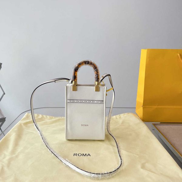 mini tote bag luxury designer crossbody shoulder bags handbag women's fashion embossed letter leather handbags handbag wholesale
mini tote bag luxury designer crossbody shoulder bags handbag women's fashion embossed letter leather handbags handbag wholesale