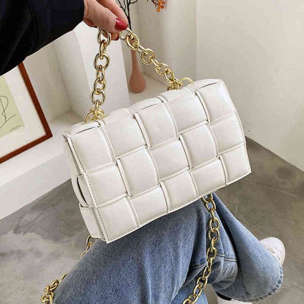 thick chain weave shoulder bags for women leather flap msenger female simple square crossbody white handbags sac
thick chain weave shoulder bags for women leather flap msenger female simple square crossbody white handbags sac