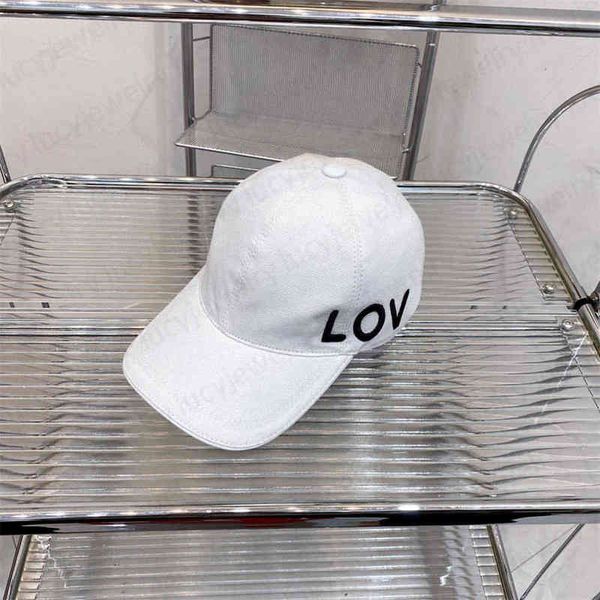 casual baseball caps fashionable simple white hat with letter sign design for man woman sports cap 2022, Blue;gray
casual baseball caps fashionable simple white hat with letter sign design for man woman sports cap 2022, Blue;gray