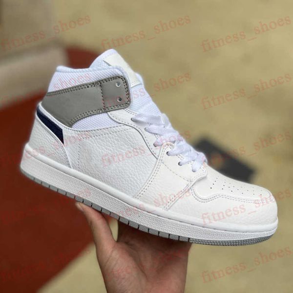 maniere 1 blue university basketball shoe shoes jumpman dark mocha men royal patent, Black
maniere 1 blue university basketball shoe shoes jumpman dark mocha men royal patent, Black