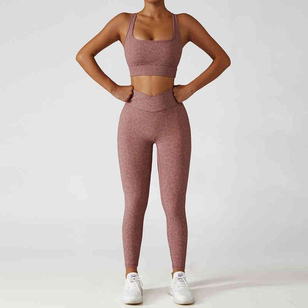 women 2 piece sets yoga suit camouflage leopard print sports tights hip lift fitness suit female t220725, White;red
women 2 piece sets yoga suit camouflage leopard print sports tights hip lift fitness suit female t220725, White;red