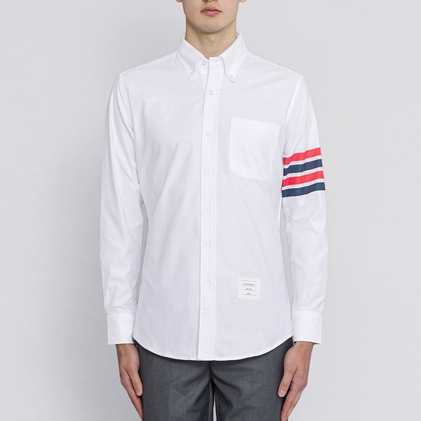 2022 spring business dress men's shirt black red 4-bar stripes casual cotton oxford slim shirts luxury brand classic fashion men clothi, White;black
2022 spring business dress men's shirt black red 4-bar stripes casual cotton oxford slim shirts luxury brand classic fashion men clothi, White;black