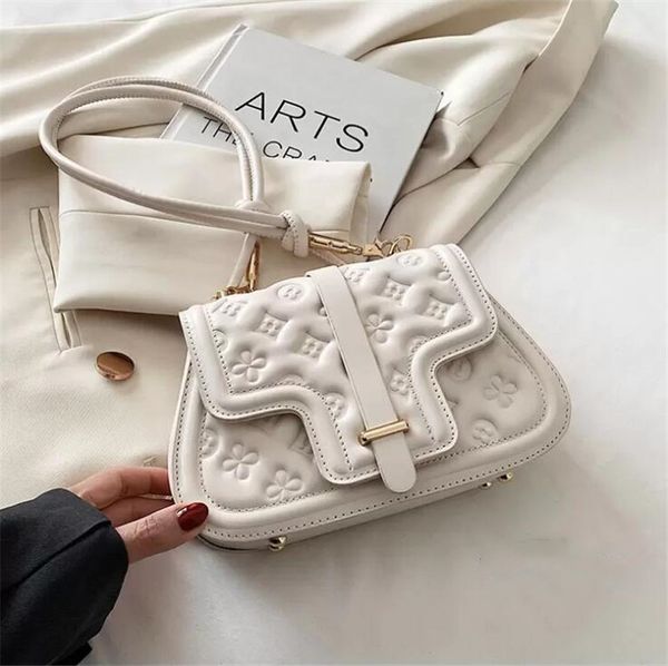 pure and white women messenger leather handbag evening bag flip pu embossing designer handbags
pure and white women messenger leather handbag evening bag flip pu embossing designer handbags