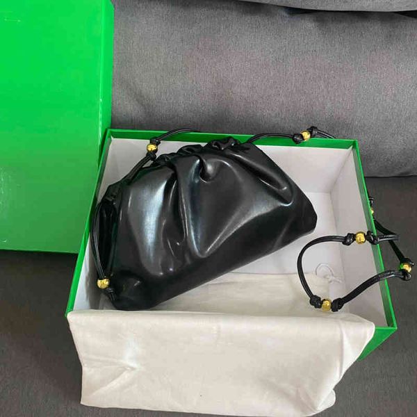 original edition handbags venetass's designer bottegas'ss luxury dumpling bag lovely cloud skin women's head leather fold mes
original edition handbags venetass's designer bottegas'ss luxury dumpling bag lovely cloud skin women's head leather fold mes