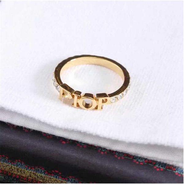 luxury jewelry fashion designer gold letter band rings bague for lady women party wedding lovers gift, Silver
luxury jewelry fashion designer gold letter band rings bague for lady women party wedding lovers gift, Silver