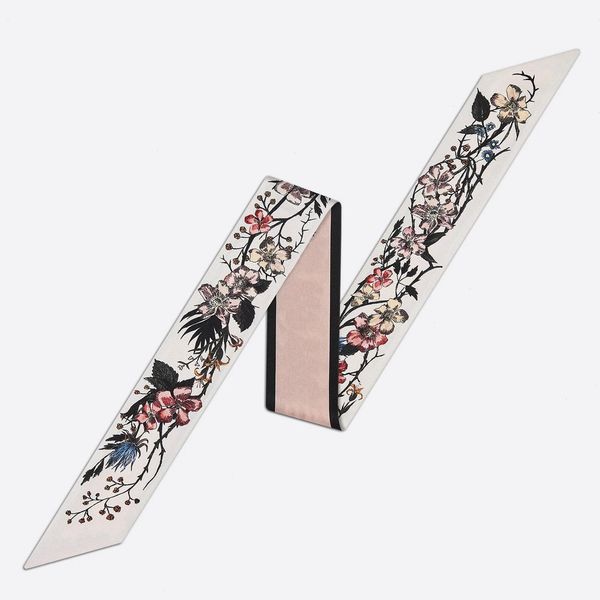 floral print brand scarf women design silk skinny bag scarves fashion headband wrist towel foulard neckerchief for ladies, Blue;gray
floral print brand scarf women design silk skinny bag scarves fashion headband wrist towel foulard neckerchief for ladies, Blue;gray