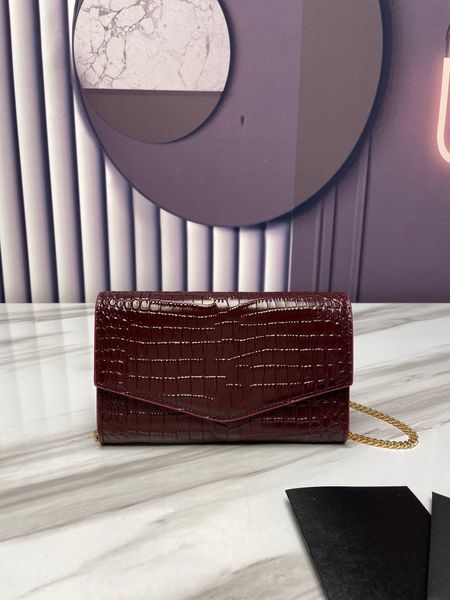 7a+ quality uptown chain wallet woman shoulder bag in shiny smooth leather with dustbag and original box leathers lining ship by fast ship
7a+ quality uptown chain wallet woman shoulder bag in shiny smooth leather with dustbag and original box leathers lining ship by fast ship