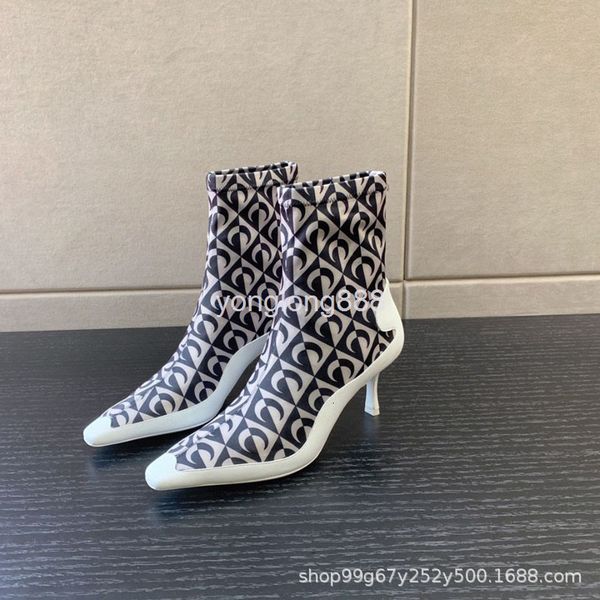 boots 6.5cm ultra-high thin heel elastic boots fried street single pointed high heels short in autumn and winter, Black
boots 6.5cm ultra-high thin heel elastic boots fried street single pointed high heels short in autumn and winter, Black