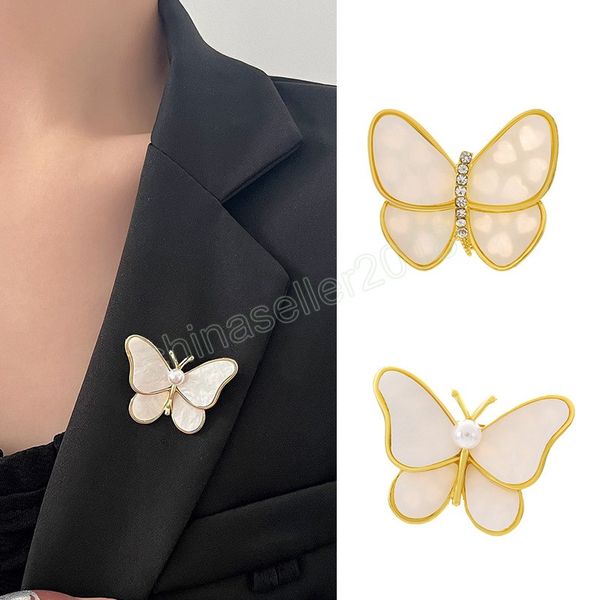 fashion crystal shell butterfly brooch pin for women personality wedding tree suit lapel pin gift, Gray
fashion crystal shell butterfly brooch pin for women personality wedding tree suit lapel pin gift, Gray