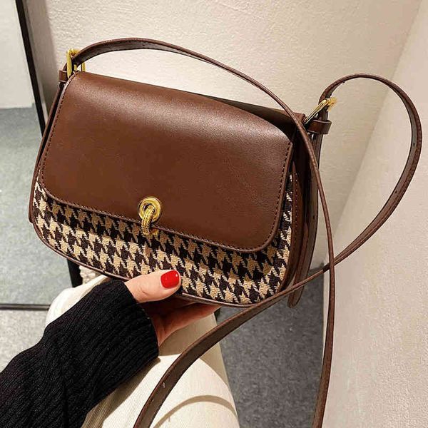purses net red lattice small bag new fashion winter simple women's sling shoulder versatile messenger saddle
purses net red lattice small bag new fashion winter simple women's sling shoulder versatile messenger saddle