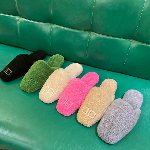 2021 woman flats wool slippers fashion women comfortable bb mules sandals r luxury brand ladies winter fur slides with box size, Black
2021 woman flats wool slippers fashion women comfortable bb mules sandals r luxury brand ladies winter fur slides with box size, Black