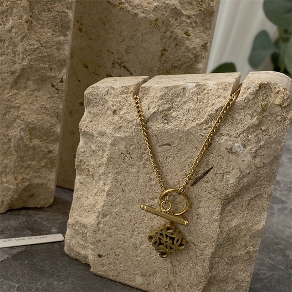 factory direct brand u tang jewelry new ti-tanium steel three-dimensional carved short chain luojia moon cake pattern pendant medium long sw, Silver
factory direct brand u tang jewelry new ti-tanium steel three-dimensional carved short chain luojia moon cake pattern pendant medium long sw, Silver