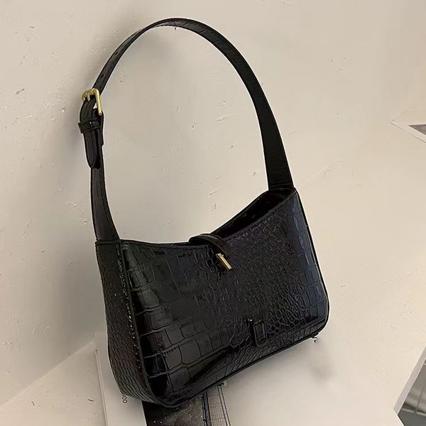 designer bags ladies handbag tote fashion leather women messenger bag luxury designers crossbody shoulder bag chest pack large capacity hand
designer bags ladies handbag tote fashion leather women messenger bag luxury designers crossbody shoulder bag chest pack large capacity hand