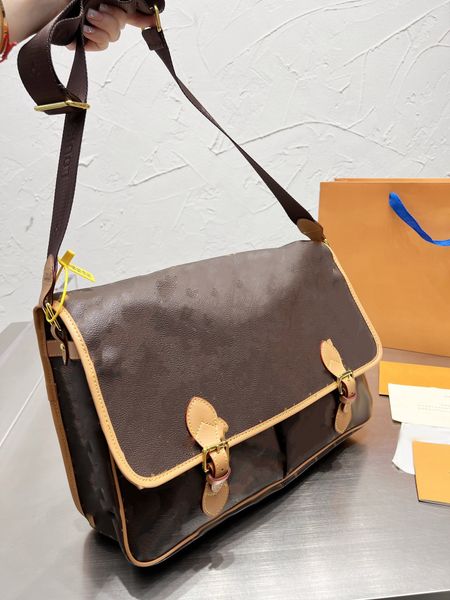 designers shoulder bag luxurious tote purse handbag message bags cluth brand classic genuine leather crossbody gift box voyager men's 3
designers shoulder bag luxurious tote purse handbag message bags cluth brand classic genuine leather crossbody gift box voyager men's 3