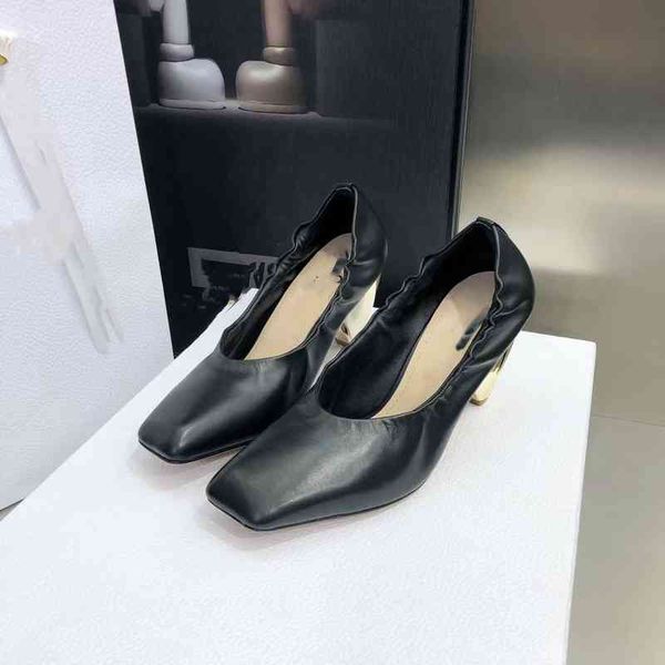 sandals square head muller slippers, women's cowhide high heels, baotou shoes in early spring , cool single for fashion, Black
sandals square head muller slippers, women's cowhide high heels, baotou shoes in early spring , cool single for fashion, Black