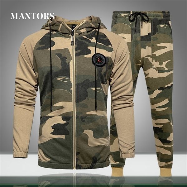 men sets camouflage casual tracksuit 2020 spring new camo jacket pants sets men s sportswear hooded sweatshirt sweatsuit outdoor lj201123, Gray
men sets camouflage casual tracksuit 2020 spring new camo jacket pants sets men s sportswear hooded sweatshirt sweatsuit outdoor lj201123, Gray