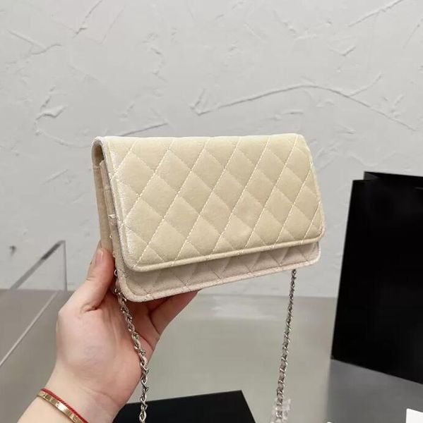 sw 22ss early fall f/w classic quilted flap velour wallet bags mini silver hardware matelase chain crossbody shoulder card holder luxury des
sw 22ss early fall f/w classic quilted flap velour wallet bags mini silver hardware matelase chain crossbody shoulder card holder luxury des