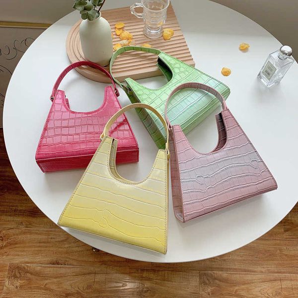 hbp shoulder bag 2022 classic women's handbags pu leather designer bags fashion crossbody bag wallets plain purse
hbp shoulder bag 2022 classic women's handbags pu leather designer bags fashion crossbody bag wallets plain purse