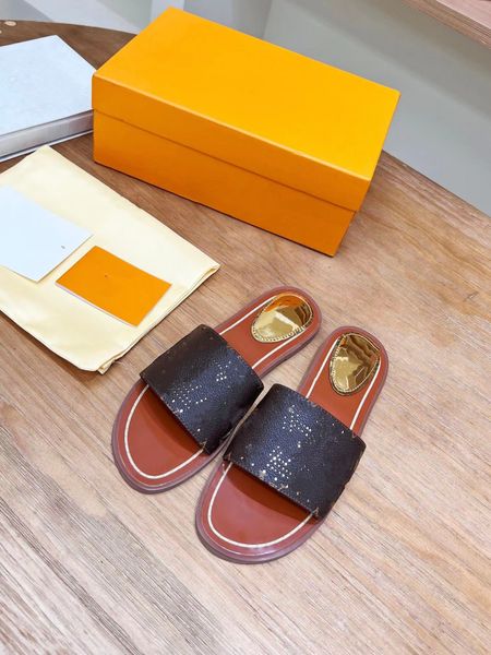 2022 new rubber slides sandals floral brocade women men slipper flat bottoms flip flops womens fashion striped beach slippers with boxs 0421, Black 
2022 new rubber slides sandals floral brocade women men slipper flat bottoms flip flops womens fashion striped beach slippers with boxs 0421, Black