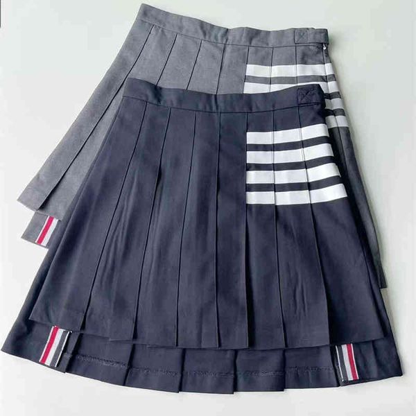 skirts wang xinling's same pleated skirt in summer style slim high waist four bar umbrella asymmetric light proof, Black
skirts wang xinling's same pleated skirt in summer style slim high waist four bar umbrella asymmetric light proof, Black