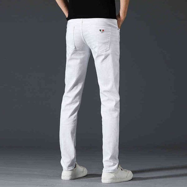 thin summer jeans for young men korean version elastic slim fit small feet simple pure white casual pants, Blue
thin summer jeans for young men korean version elastic slim fit small feet simple pure white casual pants, Blue